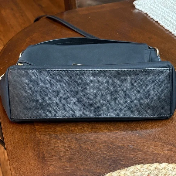 ♠️Kate Spade ♠️ Black Nylon Crossbody Bag❤️ - Picture 5 of 6